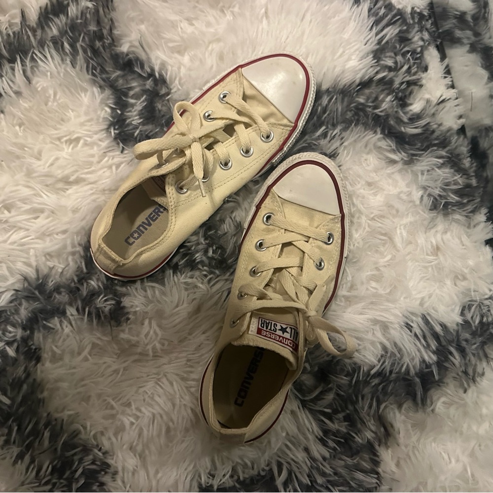 Converse chuck womens shoes